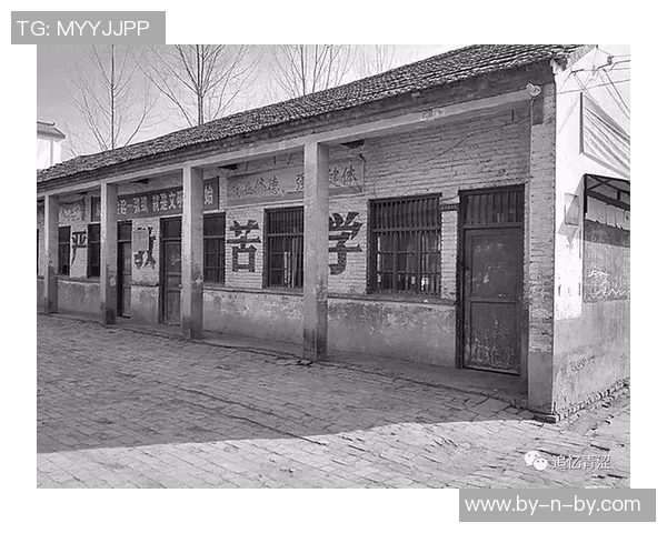 吴芳专访：从青涩球员到篮球教练的成长之路与心路历程