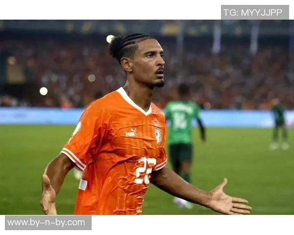 揭秘34足球明星的真实身份与辉煌成就背后的故事 揭秘34足球明星的真实身份与辉煌成就背后的故事