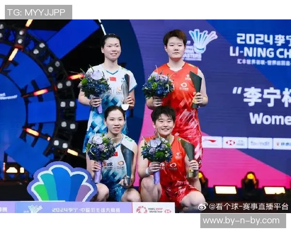 深圳羽毛球队逆袭之旅揭秘:从默默无闻到杯赛冠军的辉煌历程 深圳羽毛球队逆袭之旅揭秘:从默默无闻到杯赛冠军的辉煌历程