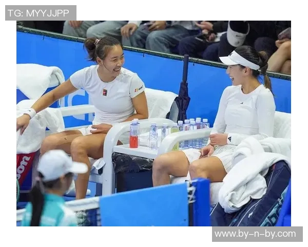 西安网球队在世锦赛中的灵活性展现与战术分析 西安网球队在世锦赛中的灵活性展现与战术分析